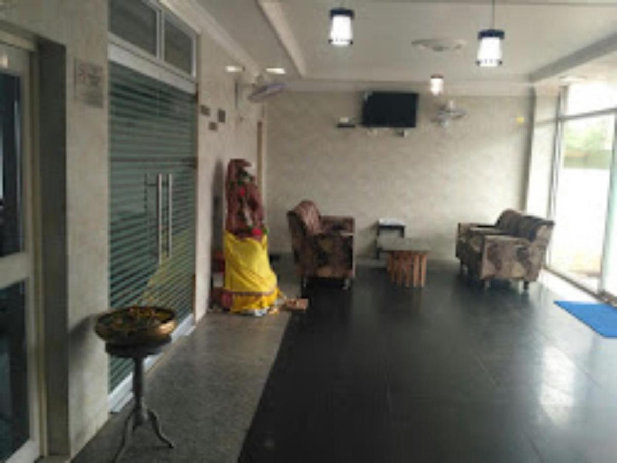 Goroomgo Star Inn Sea View Puri Eksteriør billede